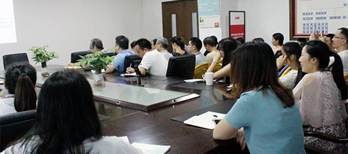 認(rèn)同企業(yè)文化，與企業(yè)共榮辱
